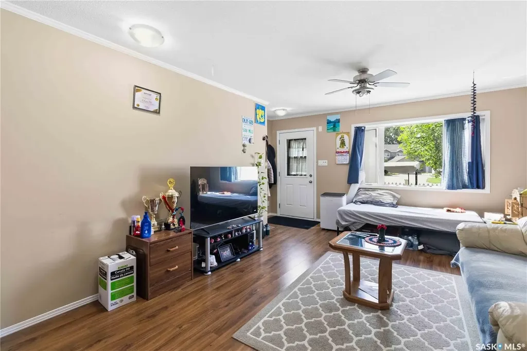 110 Shillington Crescent Saskatoon SK S7M 3Z8