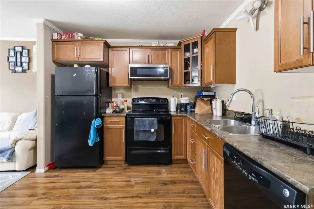 110 Shillington Crescent Saskatoon SK S7M 3Z8