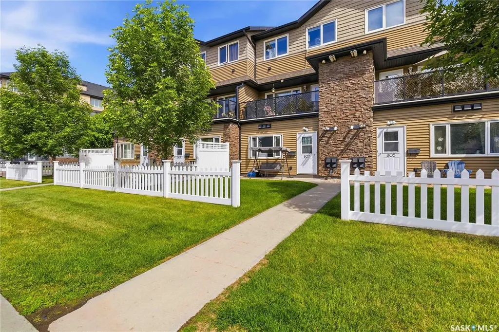 110 Shillington Crescent Saskatoon SK S7M 3Z8