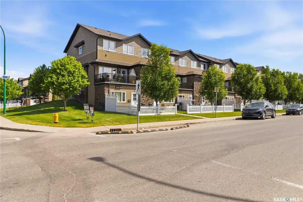 110 Shillington Crescent Saskatoon SK S7M 3Z8