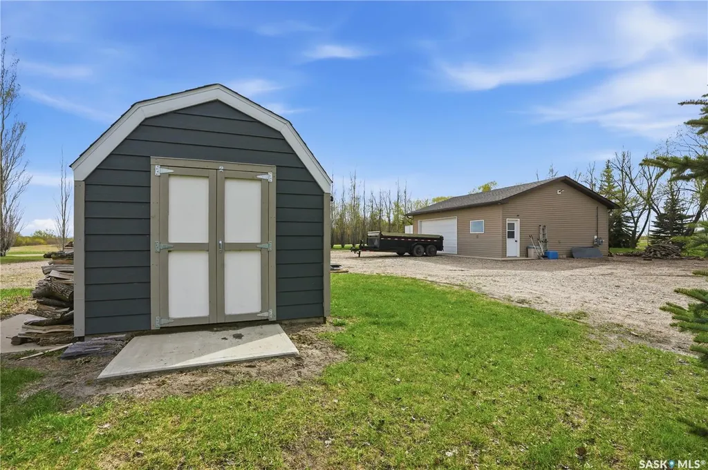 701 Main Street Hague SK S0K 1X0