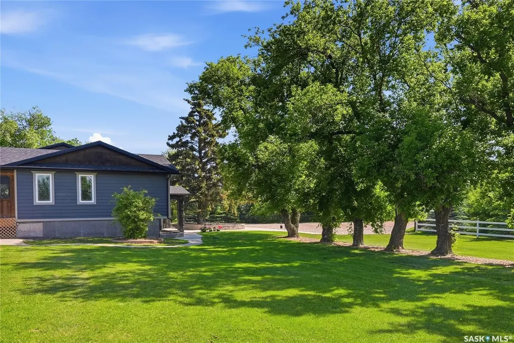 701 Main Street Hague SK S0K 1X0