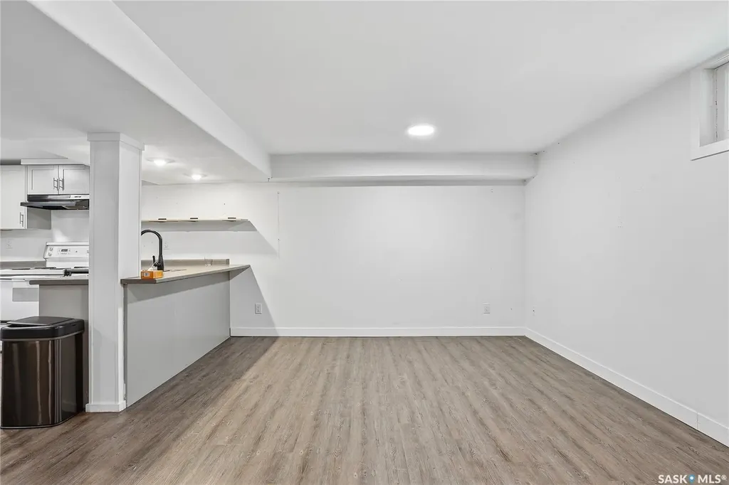 621 Bedford Road Saskatoon SK S7L 0E9