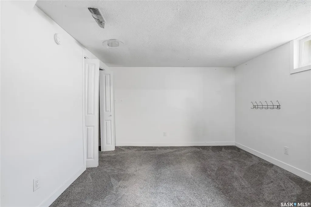 621 Bedford Road Saskatoon SK S7L 0E9