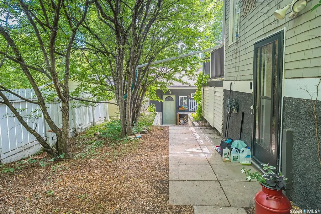 621 Bedford Road Saskatoon SK S7L 0E9