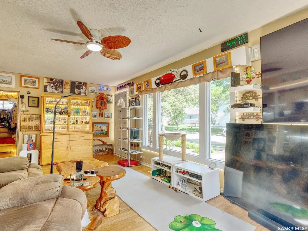 125 5th Avenue W Rosetown SK S0L 2V0