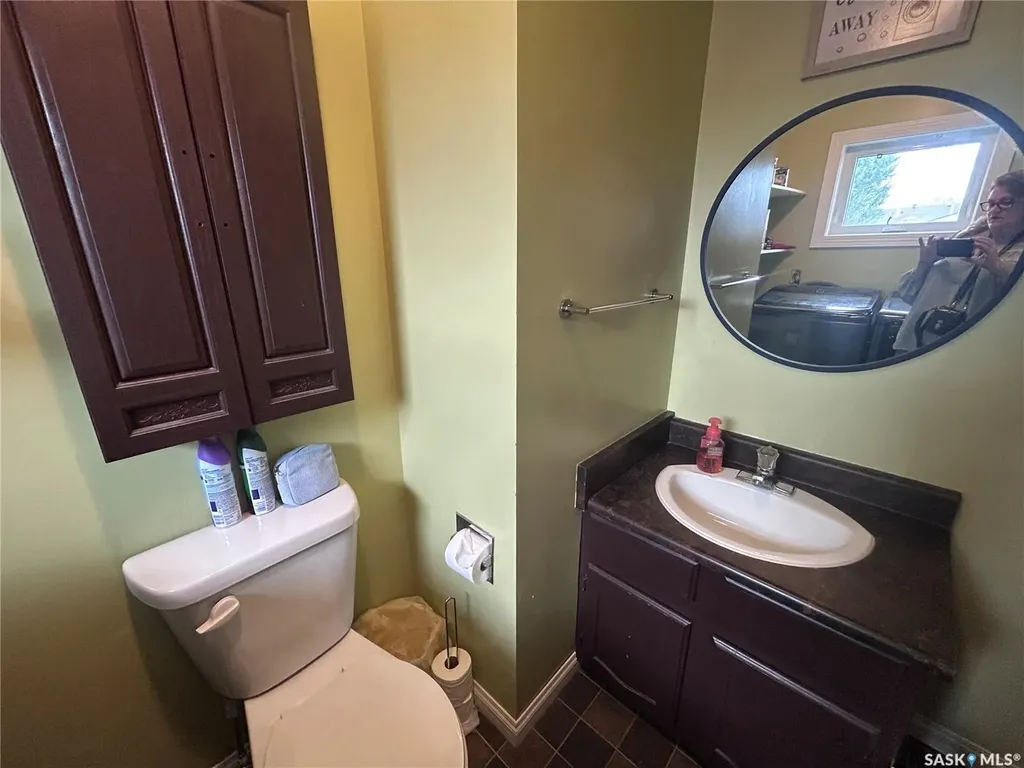 500 Willow Bay Estevan SK S4A 2G4