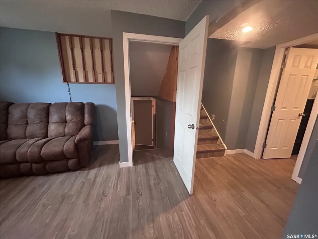 500 Willow Bay Estevan SK S4A 2G4