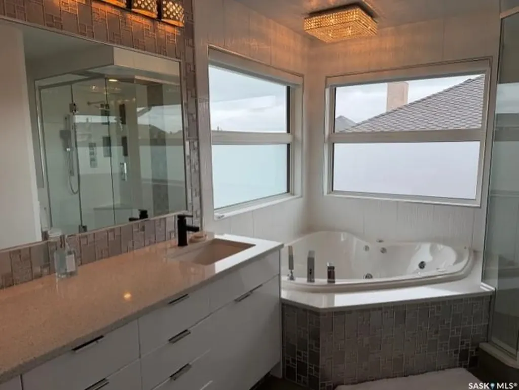 5172 Wascana Vista Place Regina SK S4V 2S3
