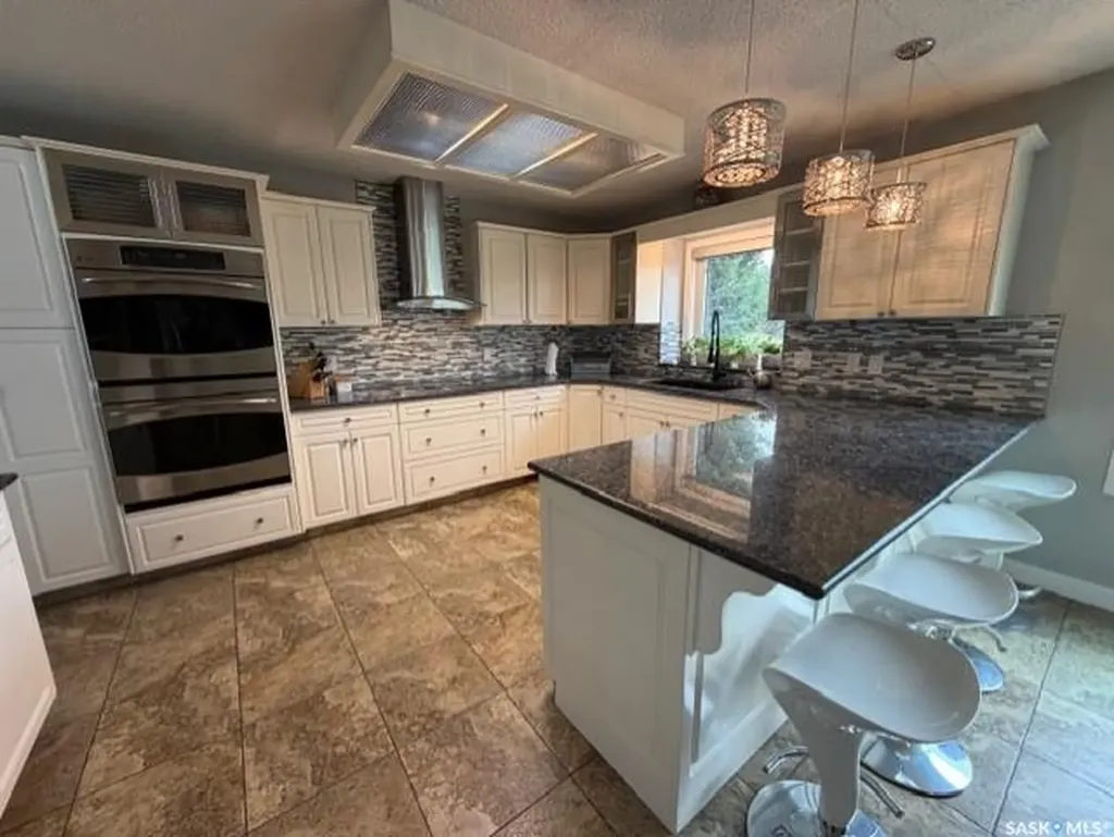 5172 Wascana Vista Place Regina SK S4V 2S3