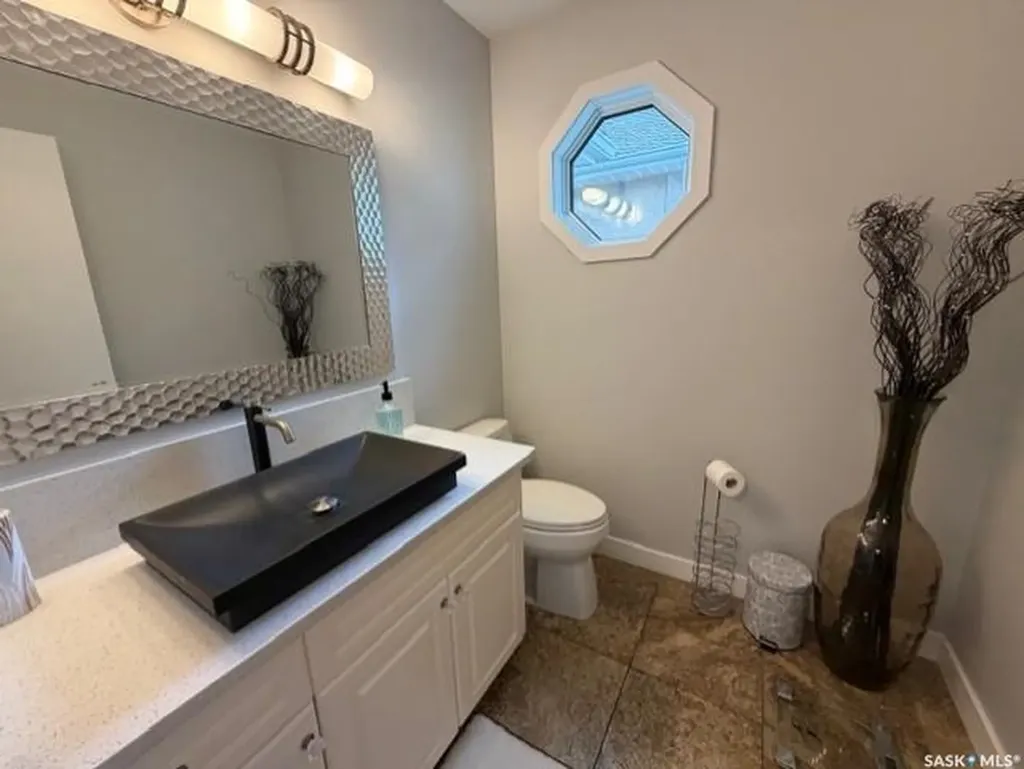 5172 Wascana Vista Place Regina SK S4V 2S3