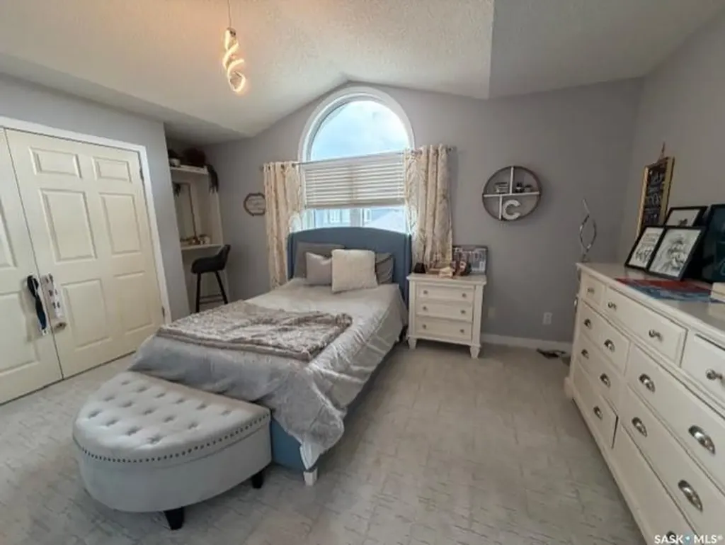 5172 Wascana Vista Place Regina SK S4V 2S3