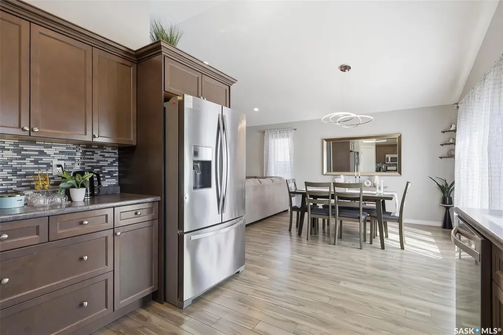 351 Kolynchuk Manor Saskatoon SK S7T 0W3