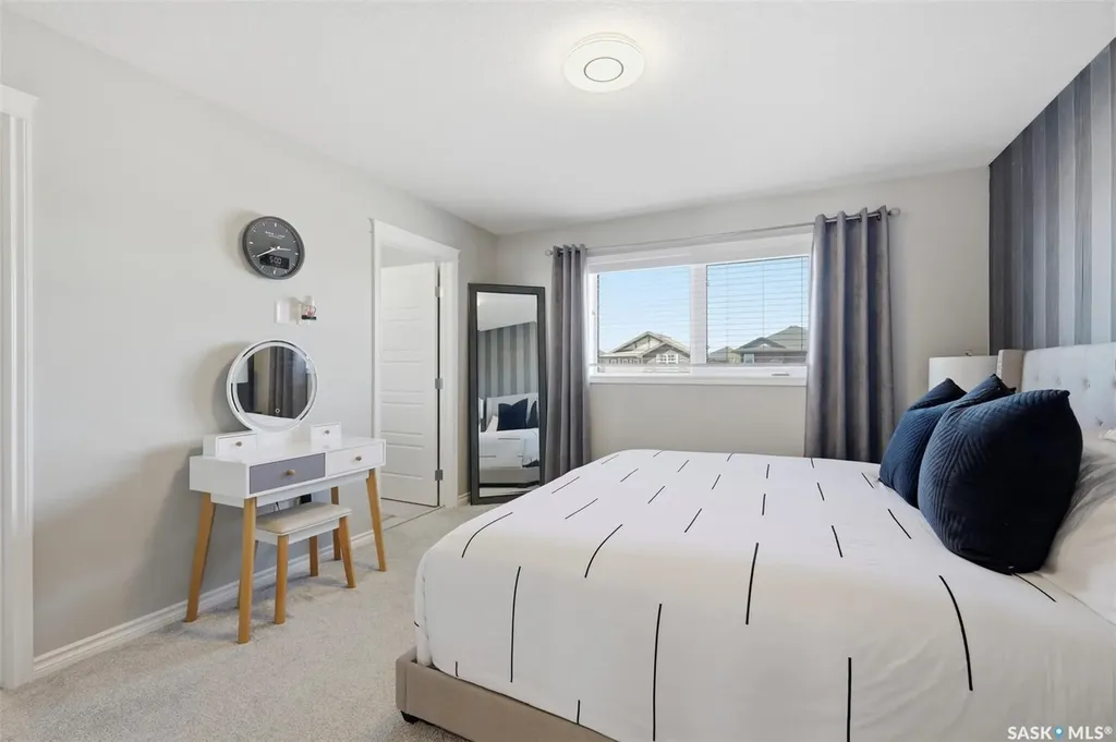 351 Kolynchuk Manor Saskatoon SK S7T 0W3
