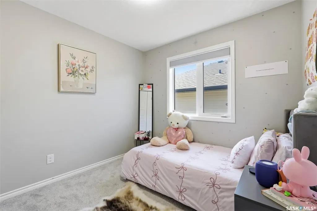 351 Kolynchuk Manor Saskatoon SK S7T 0W3