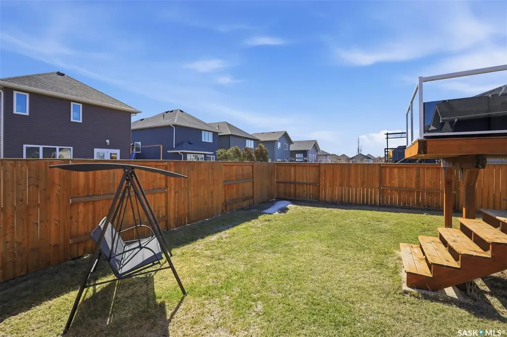 351 Kolynchuk Manor Saskatoon SK S7T 0W3