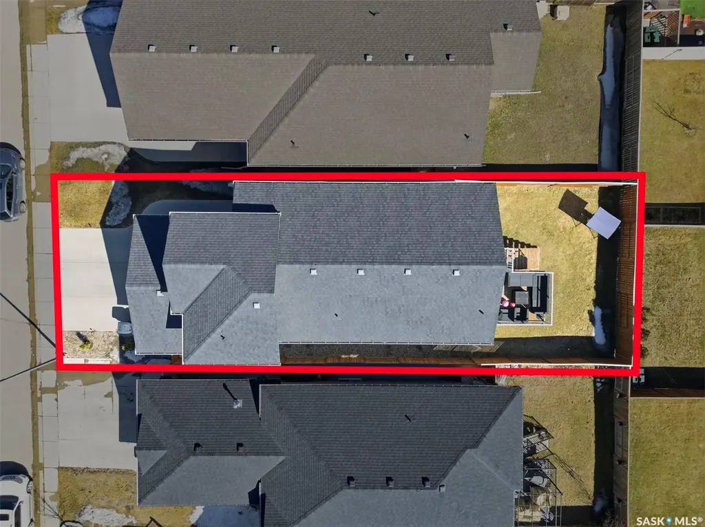 351 Kolynchuk Manor Saskatoon SK S7T 0W3