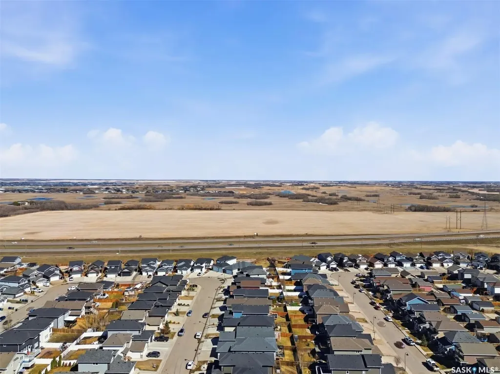 351 Kolynchuk Manor Saskatoon SK S7T 0W3
