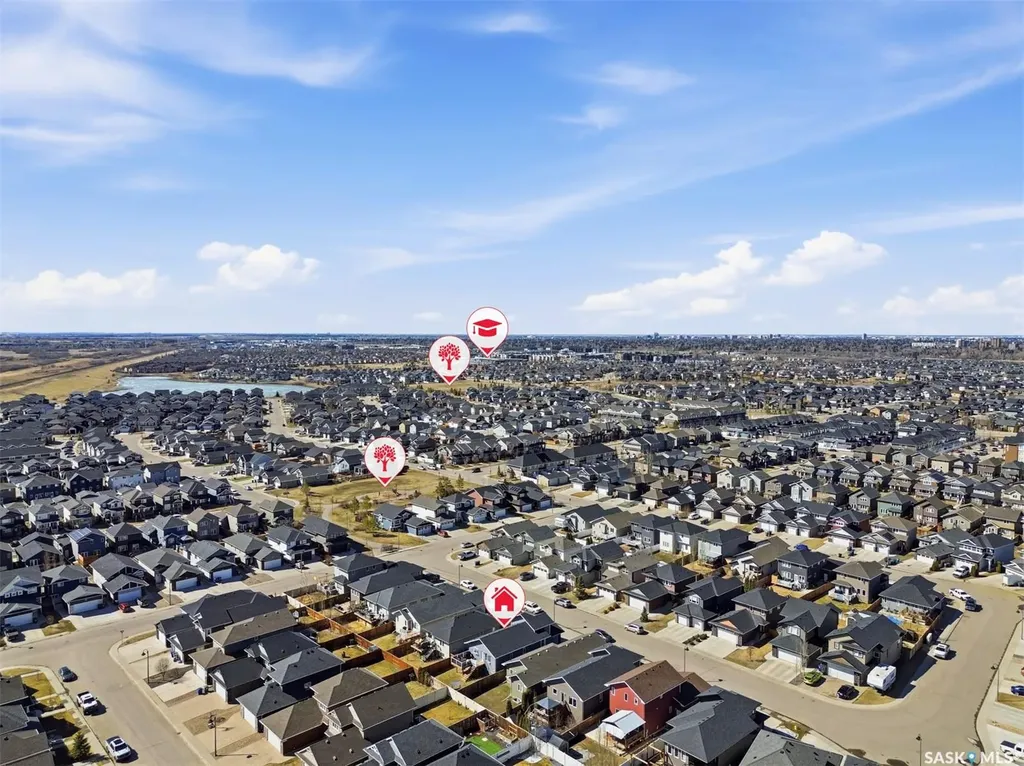 351 Kolynchuk Manor Saskatoon SK S7T 0W3