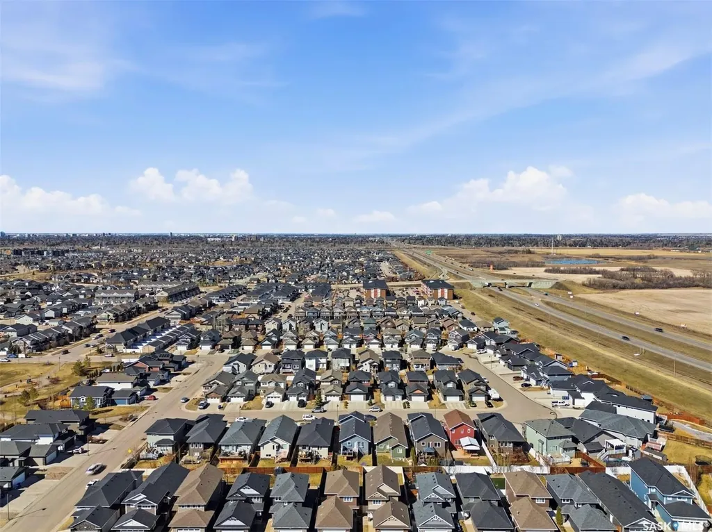 351 Kolynchuk Manor Saskatoon SK S7T 0W3