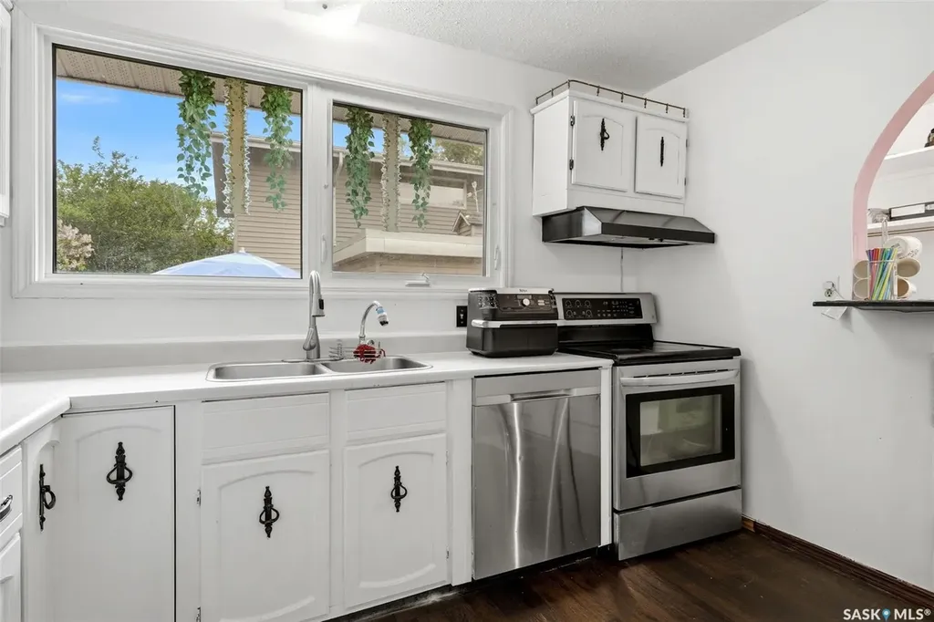 2949 Grant Road Regina SK S4S 5G6