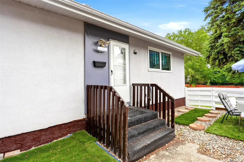 2949 Grant Road Regina SK S4S 5G6