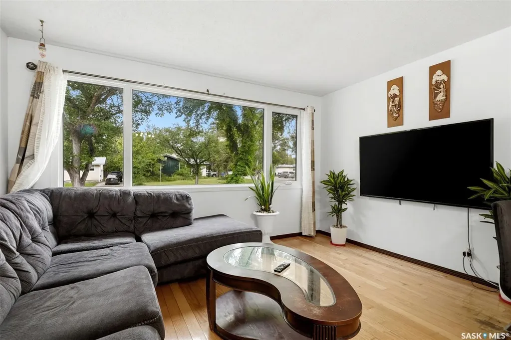 2949 Grant Road Regina SK S4S 5G6