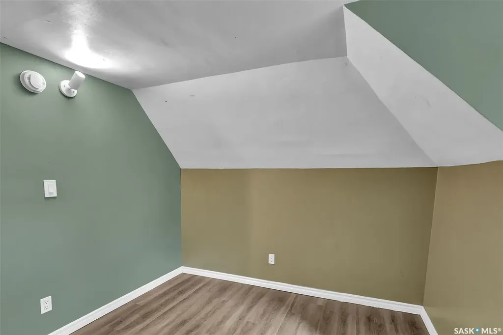 1146 Robinson Street Regina SK S4T 2M9