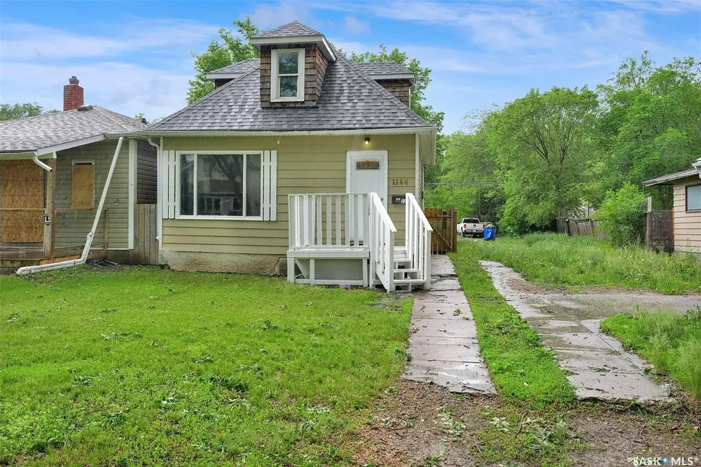 1146 Robinson Street Regina SK S4T 2M9