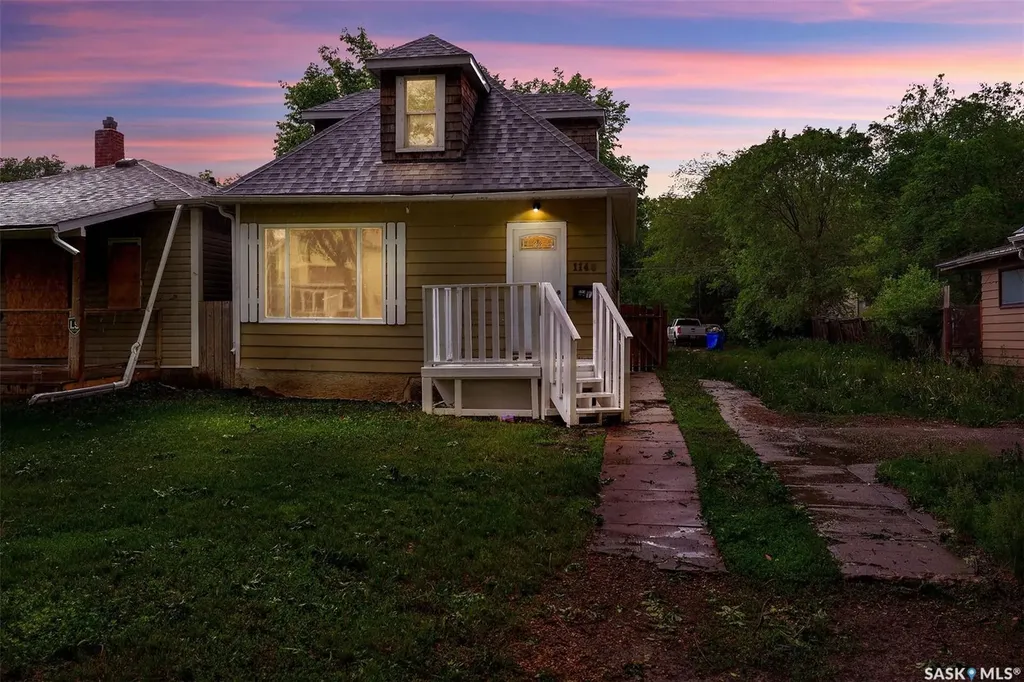 1146 Robinson Street Regina SK S4T 2M9
