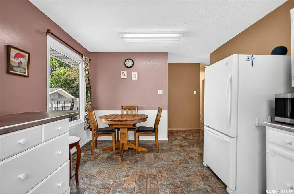 1612 Rutherford Street Moose Jaw SK S6H 7C7