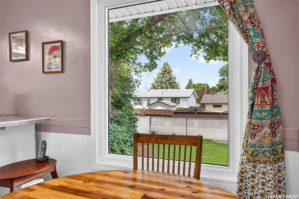 1612 Rutherford Street Moose Jaw SK S6H 7C7