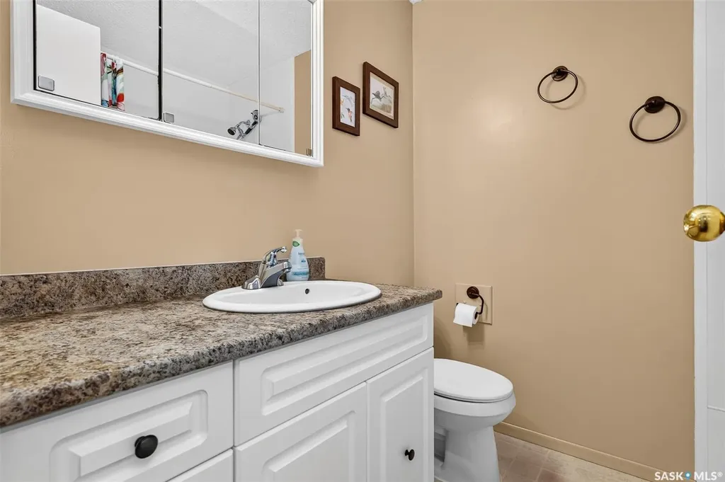 1612 Rutherford Street Moose Jaw SK S6H 7C7