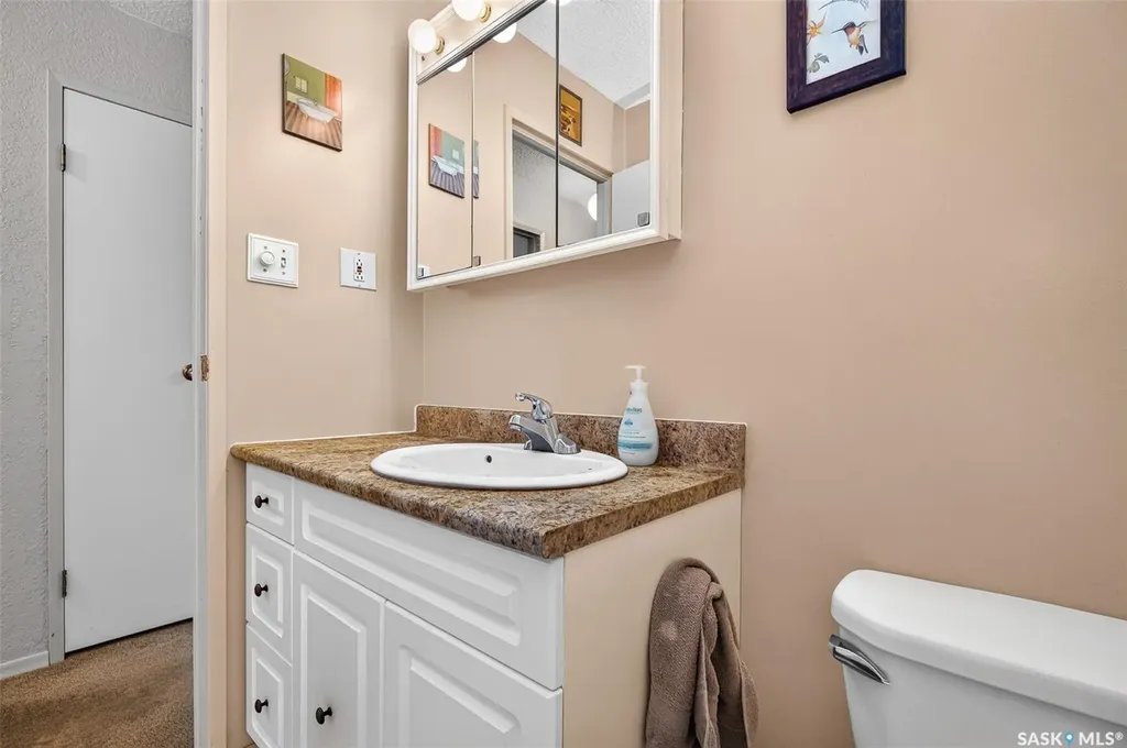 1612 Rutherford Street Moose Jaw SK S6H 7C7