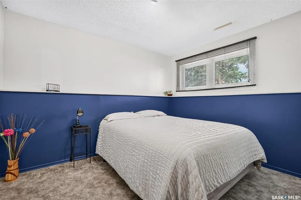 1612 Rutherford Street Moose Jaw SK S6H 7C7