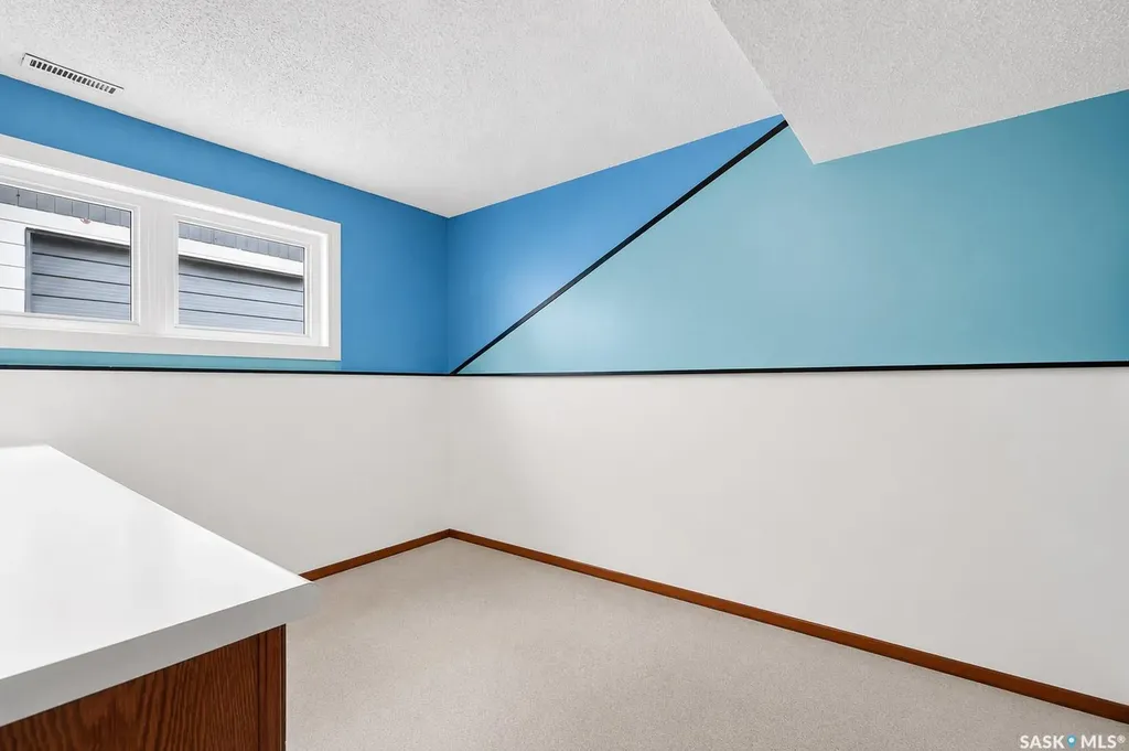 1612 Rutherford Street Moose Jaw SK S6H 7C7