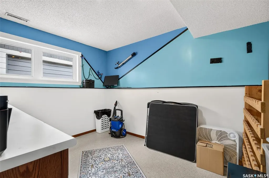 1612 Rutherford Street Moose Jaw SK S6H 7C7