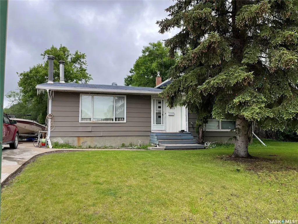 103 Matheson Crescent Regina SK S4R 5C3