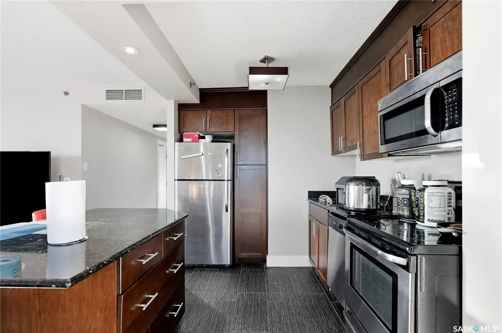 320 5th Avenue N Saskatoon SK S7K 2P5