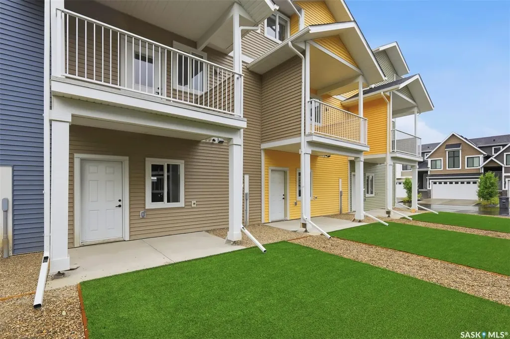 3220 11th Street W Saskatoon SK S7M 5M4