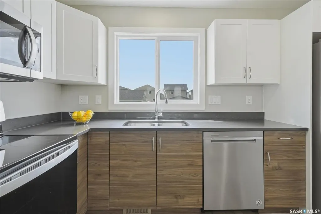 348 Mcormond Drive Saskatoon SK S7V 0W9