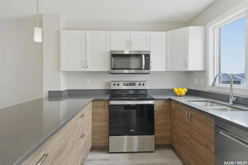 348 Mcormond Drive Saskatoon SK S7V 0W9