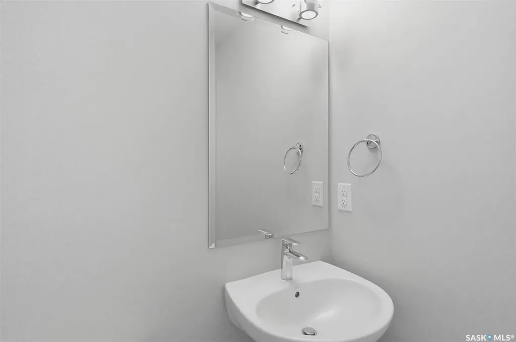 348 Mcormond Drive Saskatoon SK S7V 0W9
