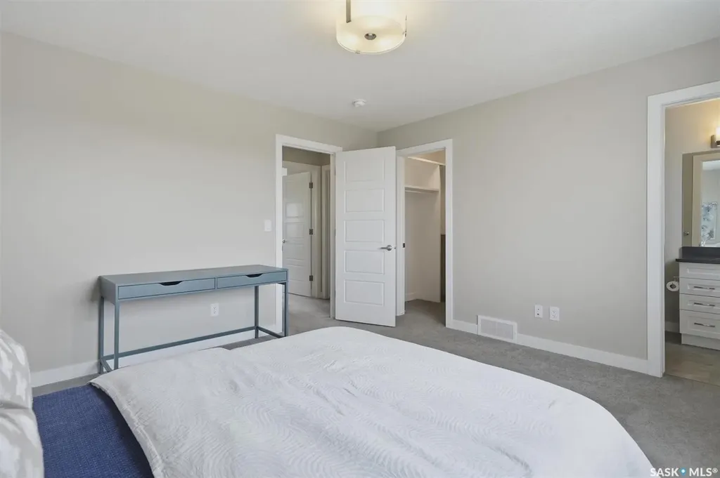 348 Mcormond Drive Saskatoon SK S7V 0W9