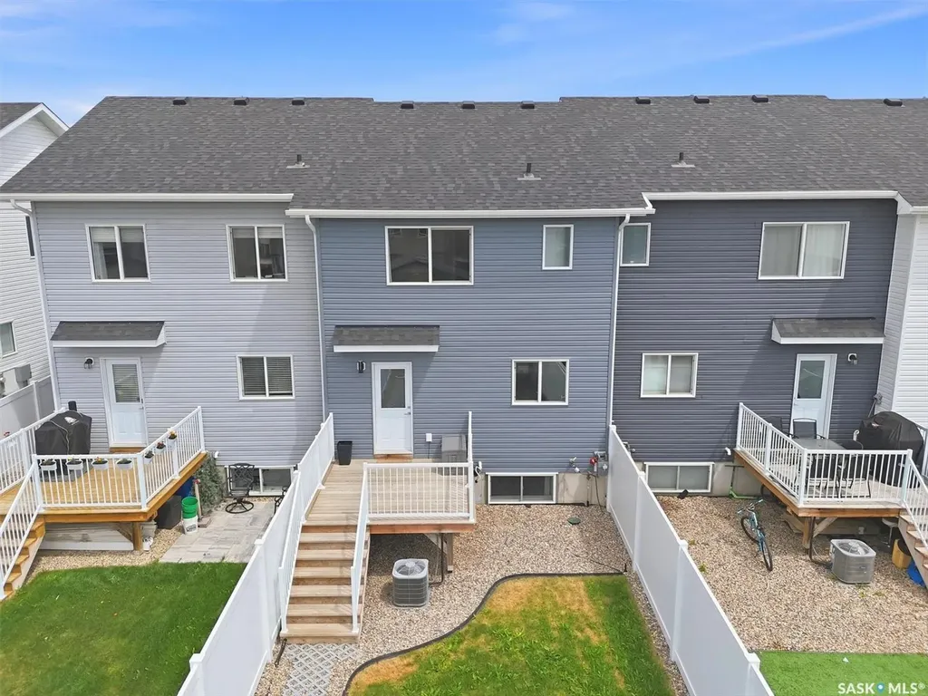 348 Mcormond Drive Saskatoon SK S7V 0W9