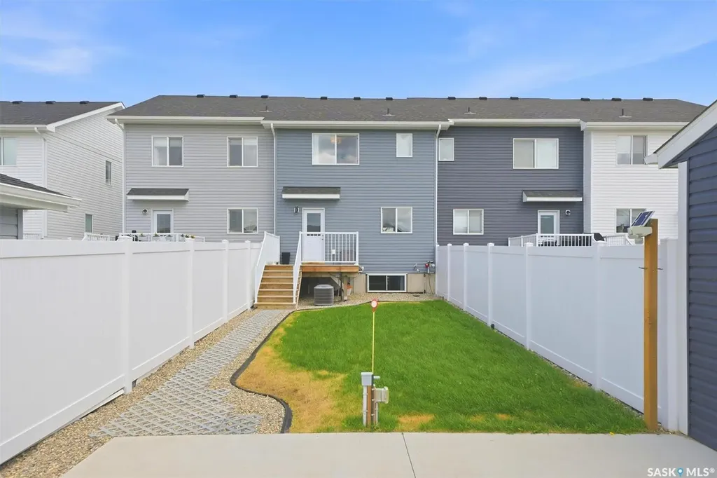 348 Mcormond Drive Saskatoon SK S7V 0W9