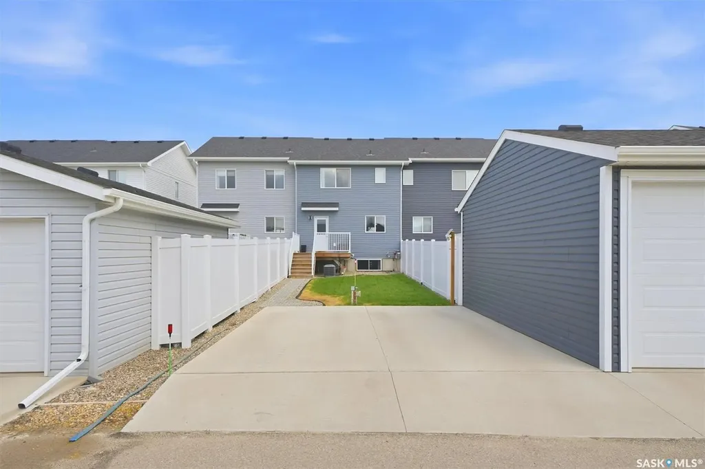348 Mcormond Drive Saskatoon SK S7V 0W9