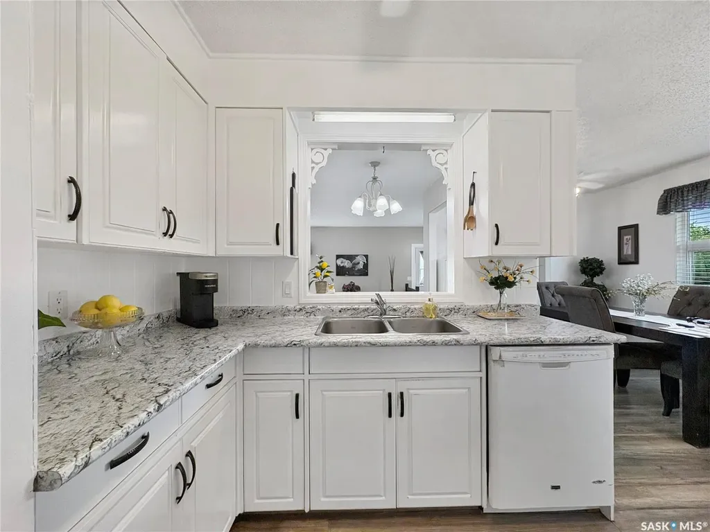 602 104th Street North Battleford SK S9A 1M8