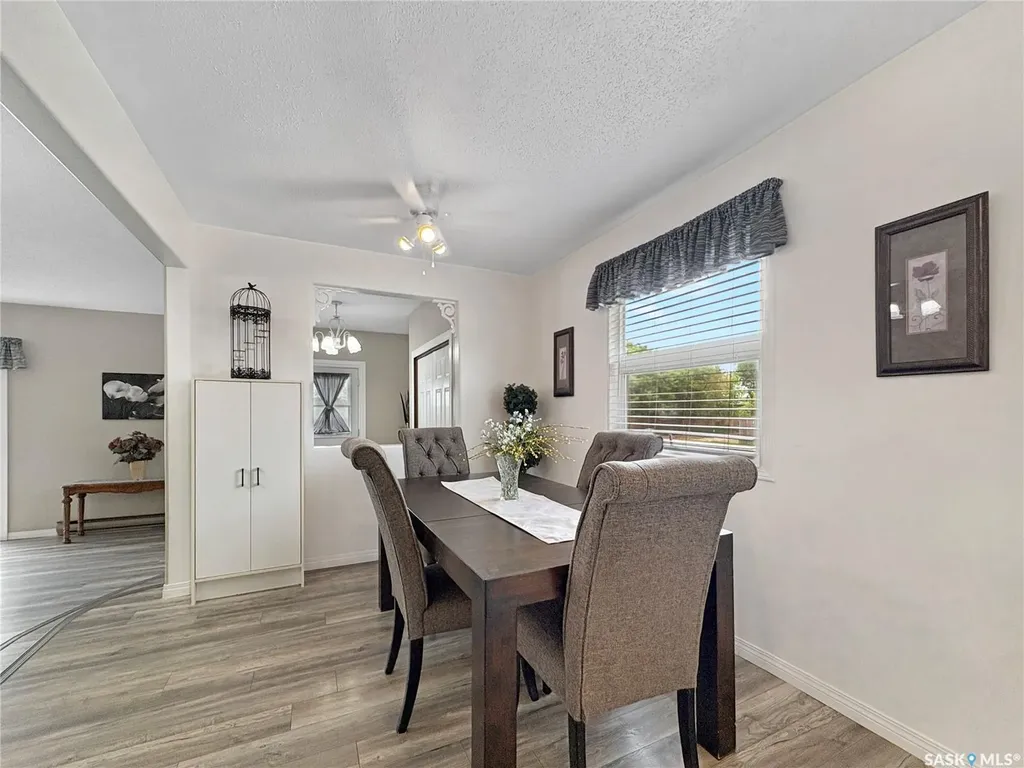 602 104th Street North Battleford SK S9A 1M8