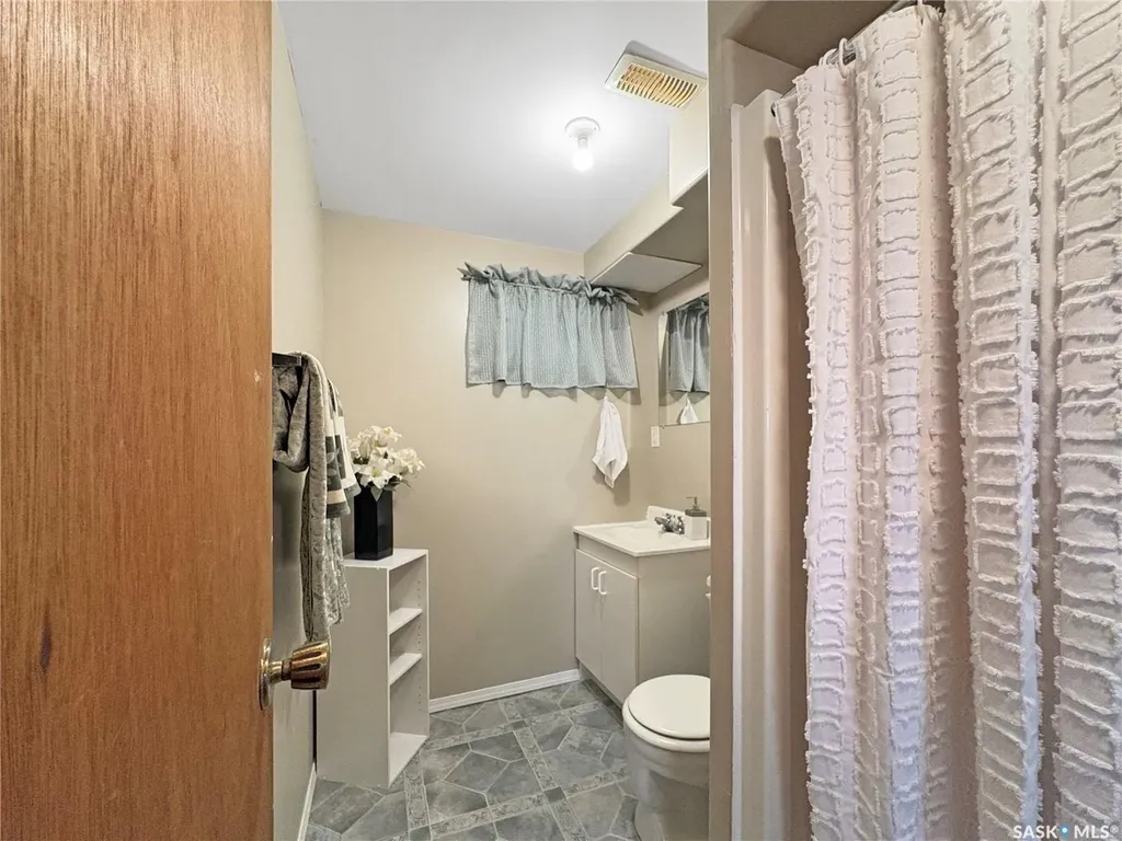602 104th Street North Battleford SK S9A 1M8